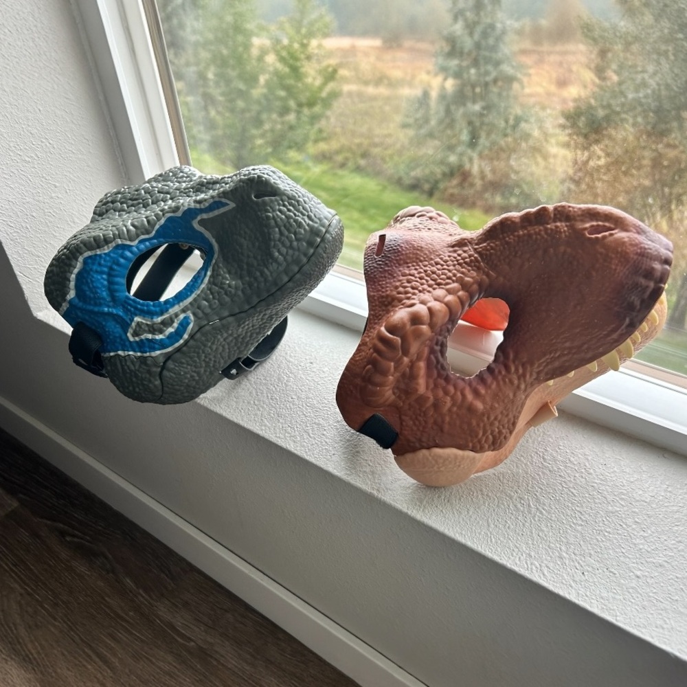 Jurassic World Velociraptor Blue & Tyrannosaurus Rex Masks